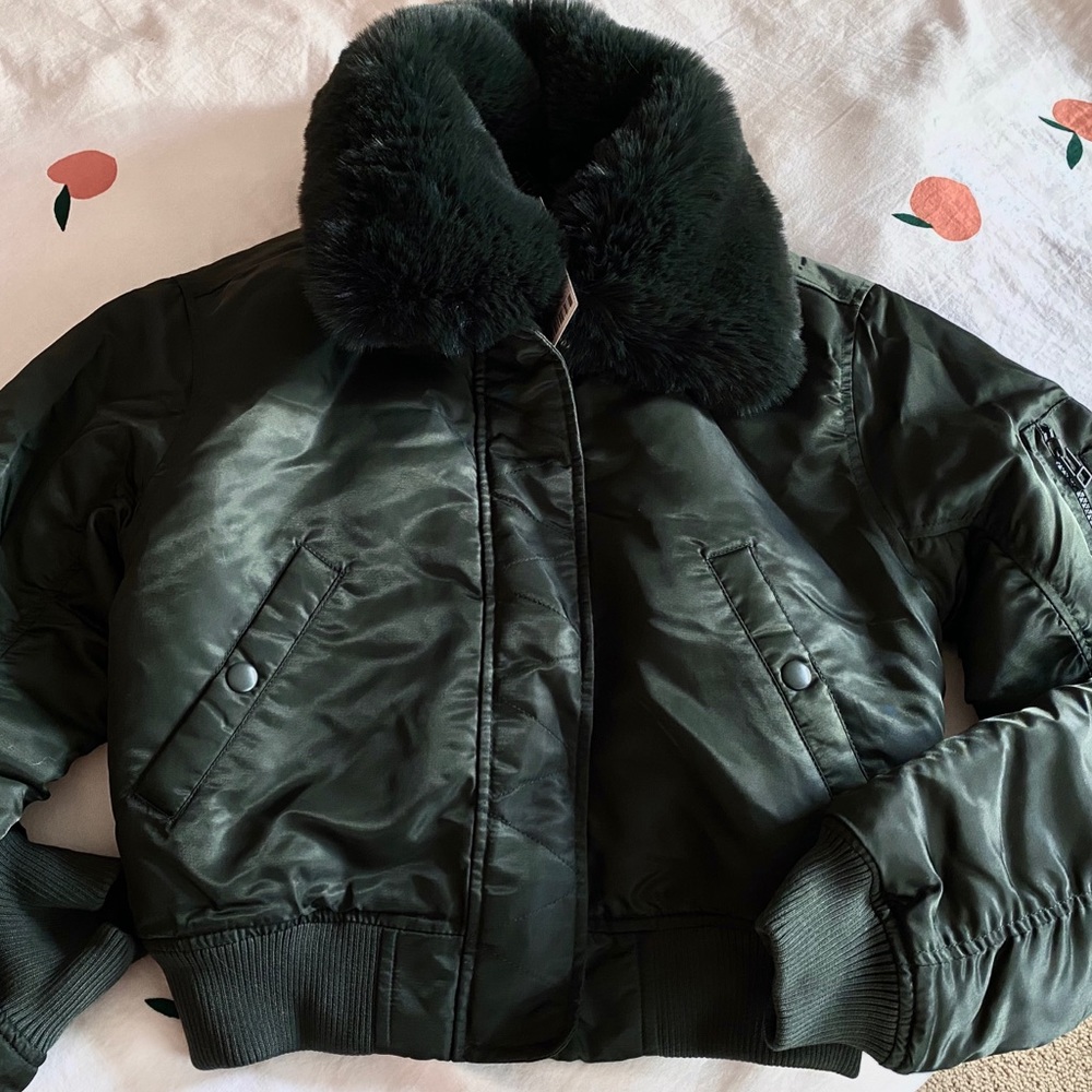 SUPER TRENDY IETS FRANS JACKET❤️💕